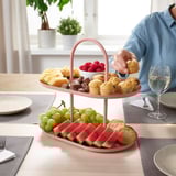 SOMMARÖGA Soporte de servir, dos niveles, rosado