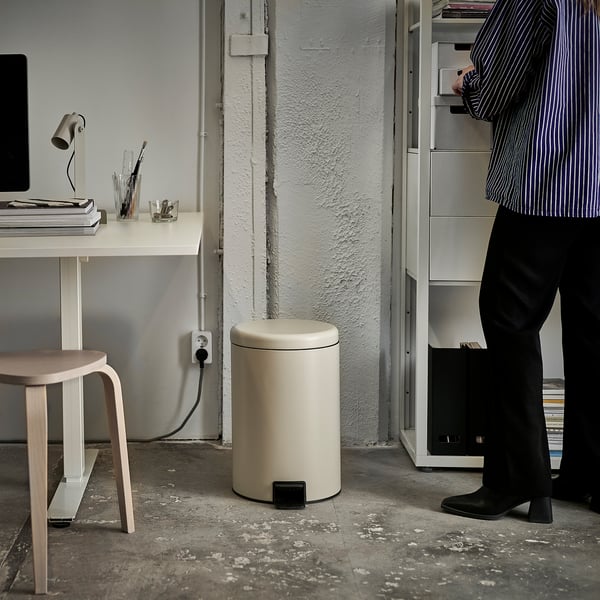 STENTRAPPA Cubo con pedal, gris-beige claro, 5 gal