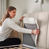 TÄLLÅSEN Base de cama tapizada, Kulsta beige claro, Tamaño queen